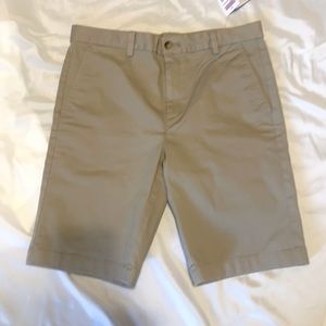 Vineyard vines boys breaker short size 16